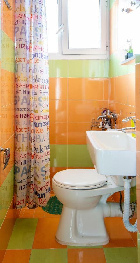 Central 6Th Floor Studio Near Metro & View&200Mbps Athen Exterior foto